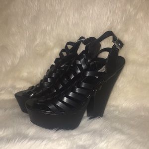 Steve Madden | Black Cutout Heels